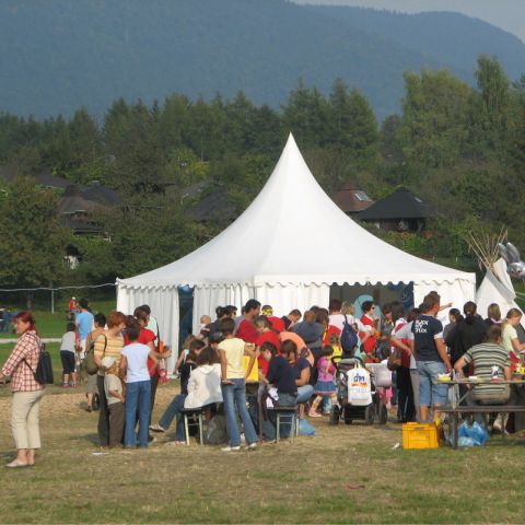Izposoja šotorov in paviljonov